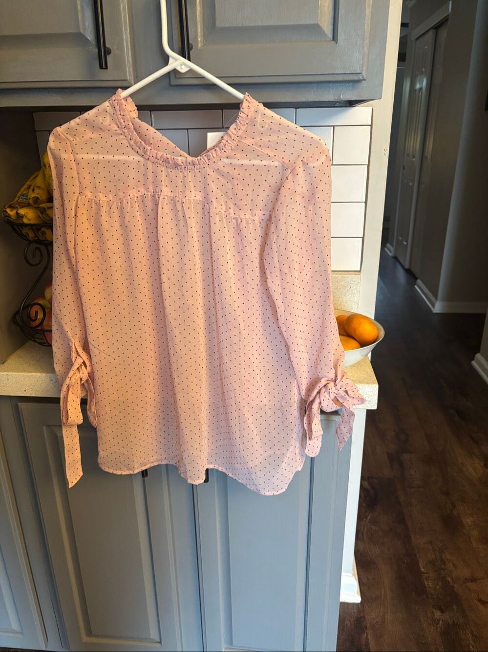 Women’s pale pink polkadot blouse, NWT